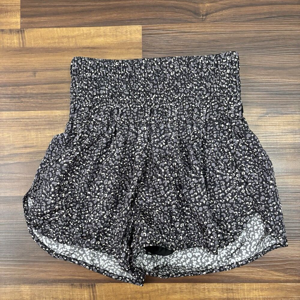 Free People FP Movement Sz XS The Way Home Black Leopard Print High Waist Shorts